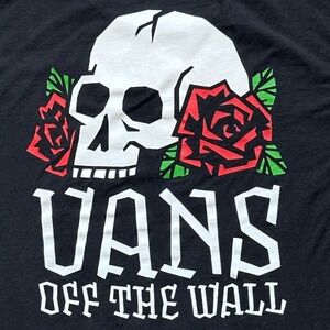 Vans Off The Wall Black Skull and Roses Graphic T-Shirt Small Short Sleeve